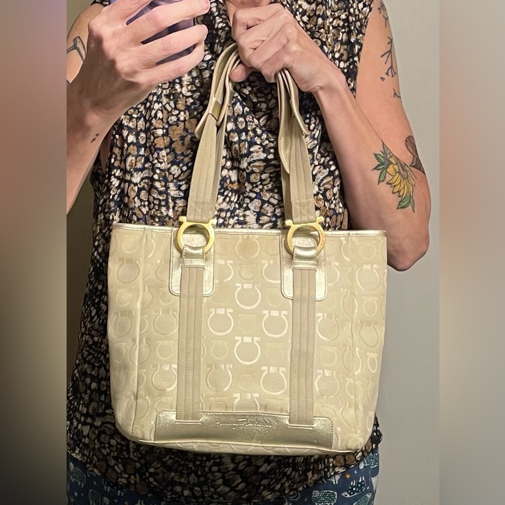 Ferragamo Authentic Vintage Cream Shoulder Bag with Silver Accents/Gold Hardware